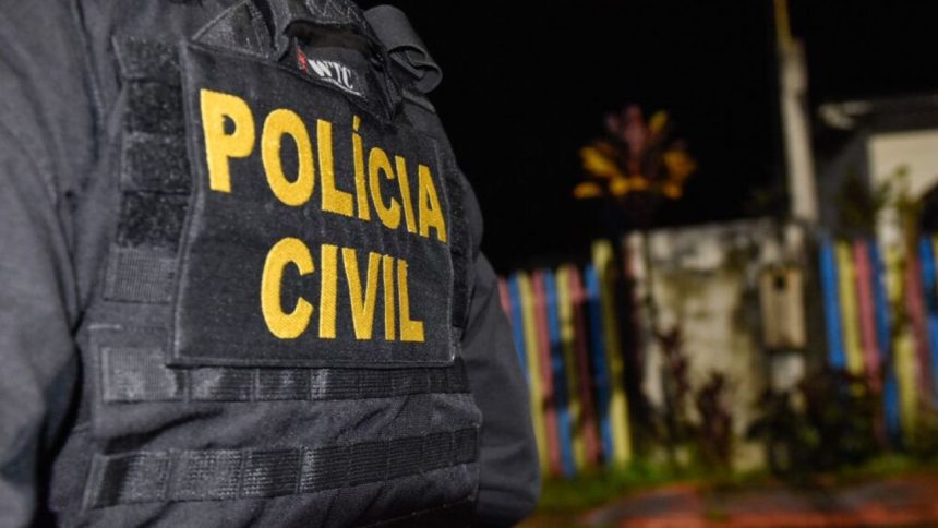 Uma mãe escondeu o celular no quarto e acabou descobrindo que a filha de 12 anos era estuprada pelo próprio padrasto