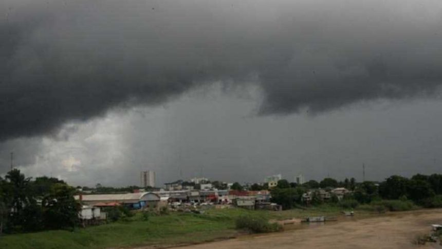 Cidade amazonense pegou um pouco da onda de frio do sul do país