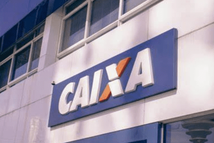 Imagem colorida mostra agência da Caixa Econômica