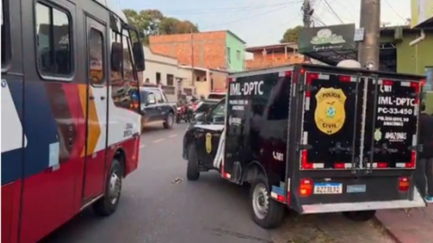 Jovem de 19 anos é executado com mais de 20 tiros no bairro Compensa