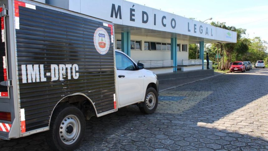 Jovem é executado com 11 tiros dentro de casa em Manaus