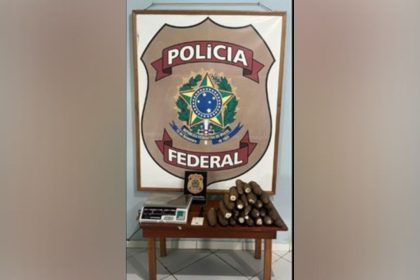PF apreende 9 kg de cocaína escondidos em macaxeira no interior do Amazonas