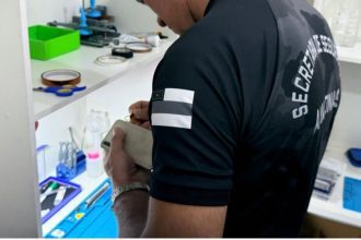 Homem é preso por desbloquear celulares roubados em Manaus