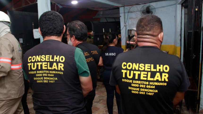 Médico flagrado com menina de 15 anos em motel é solto em audiência