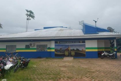 Mulher é presa no Dia das Mães por agredir e ameaçar filhas com terçado no Amazonas