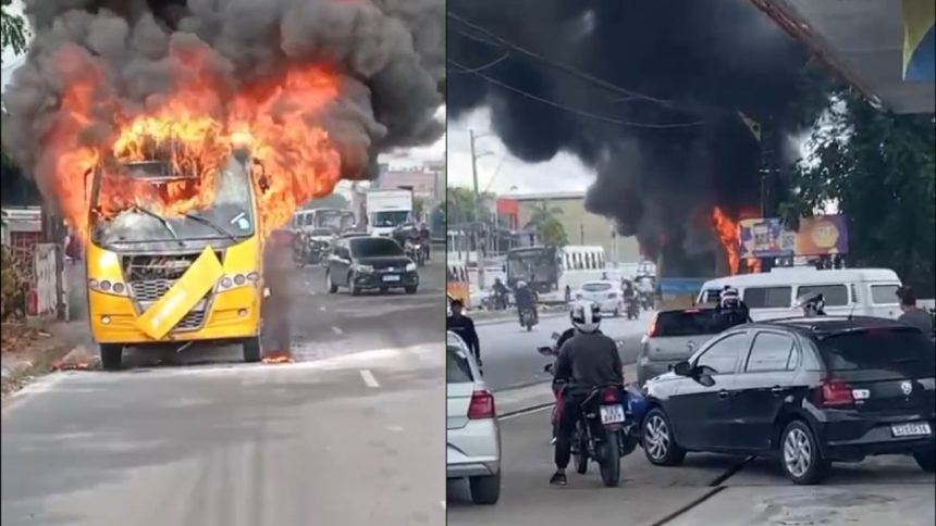Vídeo: Micro-ônibus 'Amarelinho' é consumido por incêndio na zona leste de Manaus