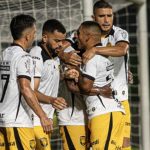 Amazonas empata com CRB nos acréscimos e deixa a lanterna da Série B