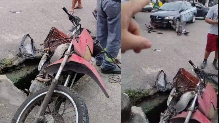 Vídeo: Motocicleta cai em buraco de esgoto após acidente em Manaus