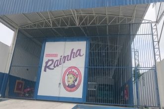 Quatro vagas na fábrica Rainha Isabel em Manaus