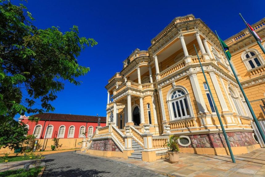 Feira Mística Cigana de volta a Manaus com dança, sabores e espiritualidade