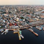 Vista aérea no centro de Manaus