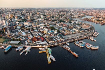Vista aérea no centro de Manaus