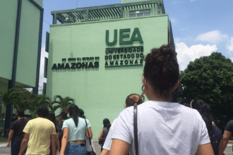 UEA abre período para estudantes mudarem de cursos de graduação