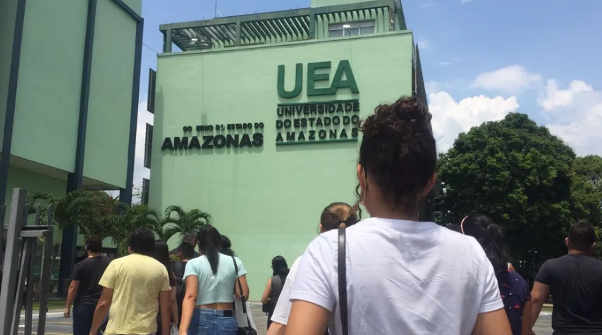 UEA abre período para estudantes mudarem de cursos de graduação