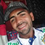 Jovem que tentou matar companheira a tiros em Itacoatiara é procurado pela Polícia