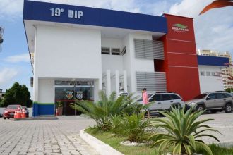 Fachada da 19ª Delegacia de Polícia (19º DIP) em Manaus.