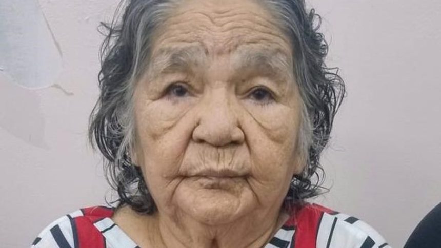 O serviço social do Hospital Dr. João Lúcio Pereira Machado divulgou pedido de ajuda para localizar familiares de uma idosa.