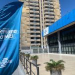 Foto mostra fachada do Sebrae AM na Semana do MEI