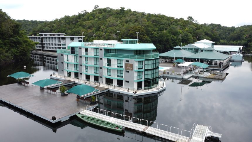 Uiara Amazon Resort recebendo currículos para 7 oportunidades de emprego