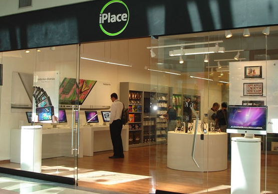 iPlace recebendo currículos para vagas de emprego em Manaus