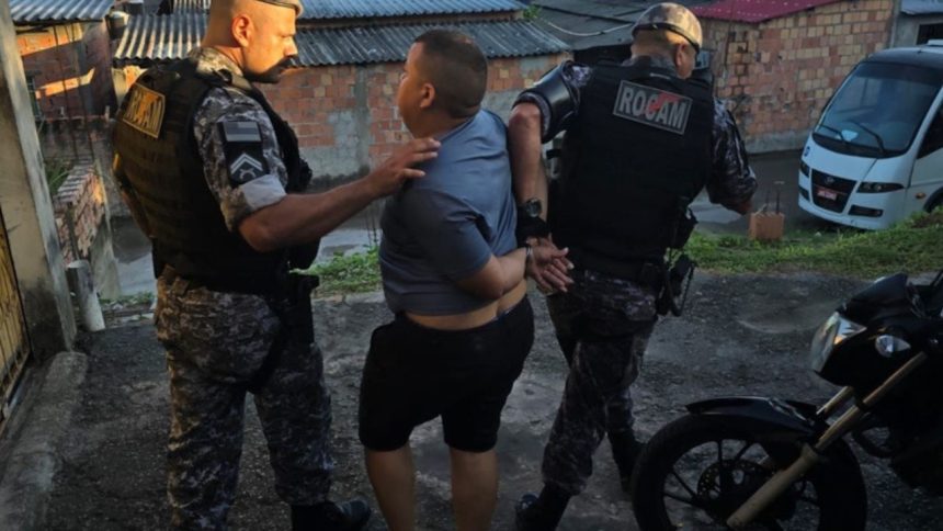 Com ciúmes da esposa, homem atira no vizinho em Manaus; bala ficou alojada na boca