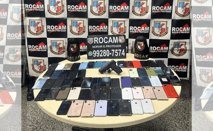 Imagem colorida mostra celulares recuperados
