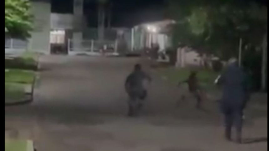 Homem é morto a tiros após atacar policiais durante festa religiosa no Amazonas