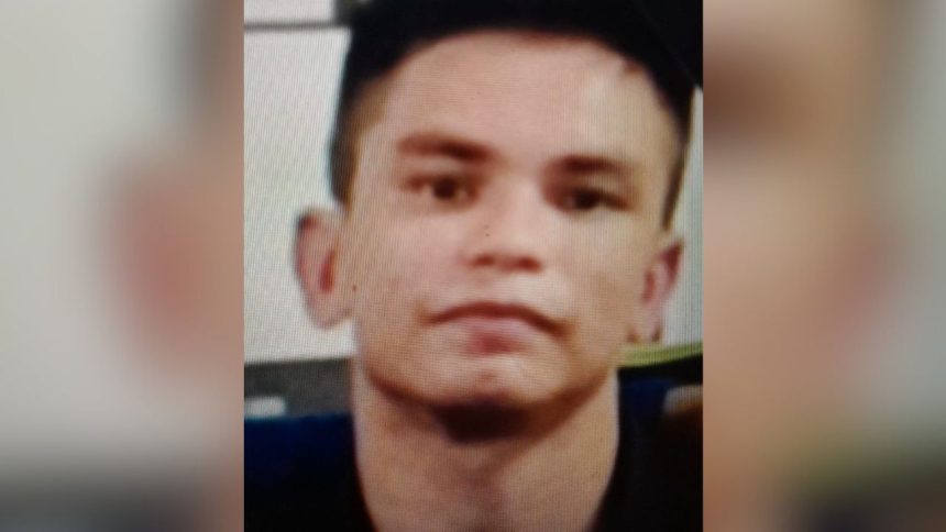 Polícia divulga imagem de homem procurado por agredir ex-companheira em Manaus