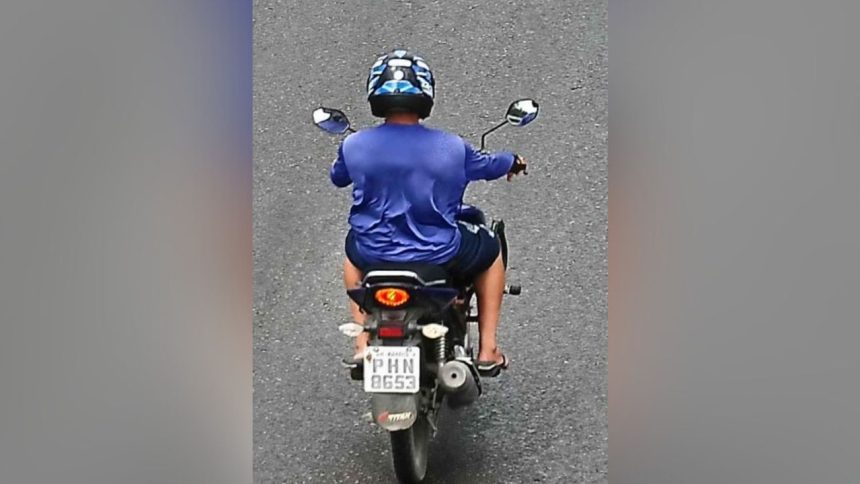“Paredão” flagra motociclista com veículo roubado em Parintins; ele foi preso
