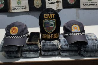 Venezuelano é preso com mais de 10 kg de drogas em embarcação no Amazonas