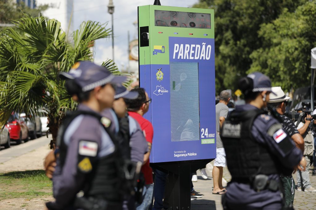 publicidade do sistema paredão aborda reconhecimento facial