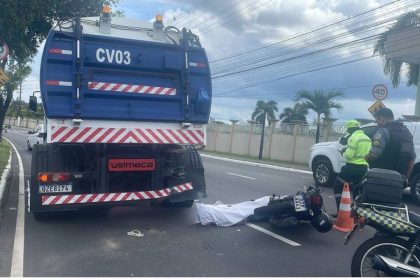 Acidente fatal em Manaus: caminhão e moto após colisão, motociclista morto.