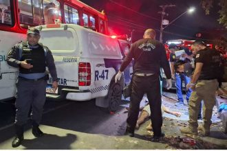 Cena de crime: Polícia investiga homicídio de Almerindo Figueiredo Mota, 34 anos, em Manaus.