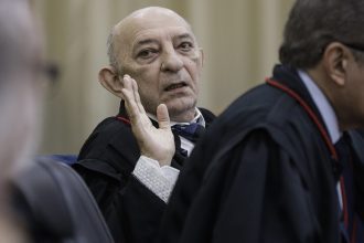 Imagem colorida mostra Domingos Jorge Chalub Pereira