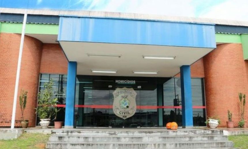 Homem é morto a facadas após briga com idoso no bairro Manoa, em Manaus