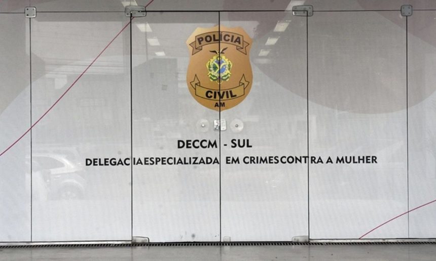 Fachada da Delegacia Especializada em Crimes Contra a Mulher (DECCM) - Sul, em Manaus