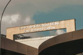 Fachada do Centro de Educação Sesc José Roberto Tadros em Manaus.