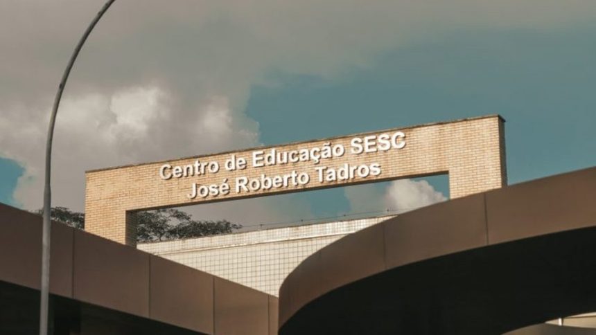 Fachada do Centro de Educação Sesc José Roberto Tadros em Manaus.