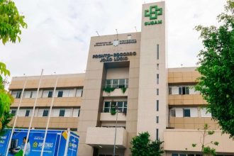 Fachada do Pronto-Socorro João Lúcio em Manaus, Amazonas, Brasil.