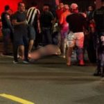 Homem baleado em frente a lanchonete após confusão generalizada.