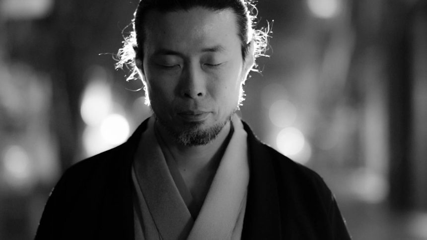 Kamari Maeda, mestre de caligrafia japonesa, em Manaus.