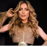 Manu Bahtidão em evento de aniversário