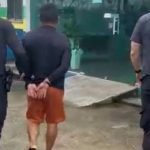 Polícia Civil conduz homem preso por agressão e posse ilegal de arma.