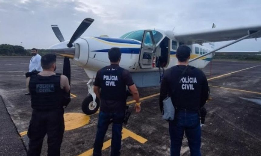 Polícia Civil em operação apreende avião em São Gabriel da Cachoeira.