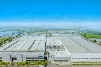 Vista aérea da fábrica da Samsung em Manaus, Brasil.