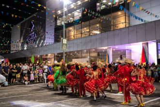 Imagem colorida mostra Arraial da Ponta