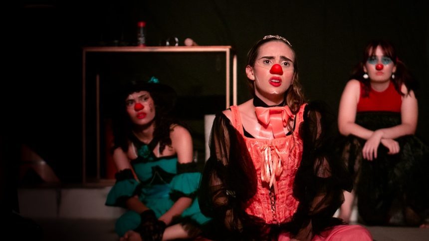 Oficinas de palhaçaria para mulheres