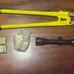 Na última segunda-feira (28), um homem de 32 anos, conhecido como “Diabo Loiro”, foi preso em flagrante por tráfico de drogas