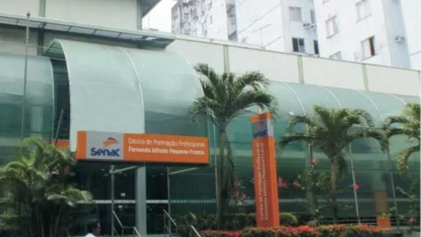 Senac oferece curso gratuito de inglês básico para turismo e hotelaria