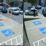 Colisão entre carro e moto em rua no bairro Nossa Senhora das Graças.